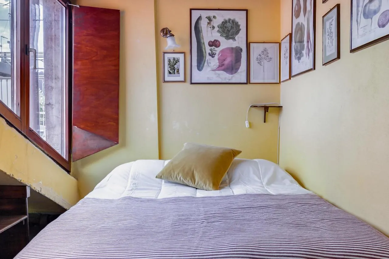 Brera Cosy Studio On 2 Levels! Apartment Milan